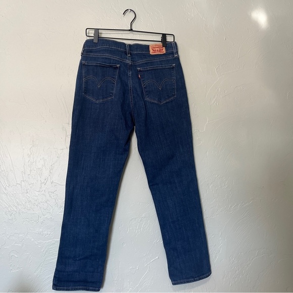 Levi’s Classic Straight Jeans Size 8 medium wash high rise - Picture 15 of 16